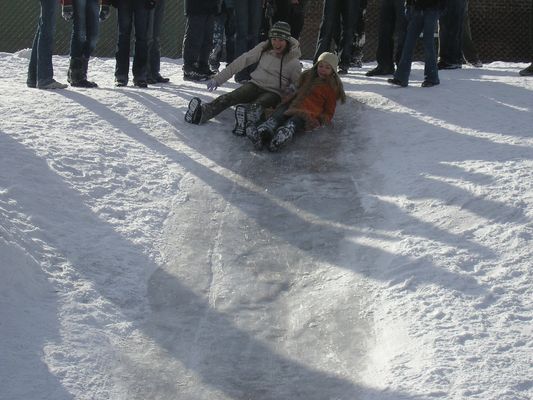 Klikka vaatamaks tissuuruses pilti