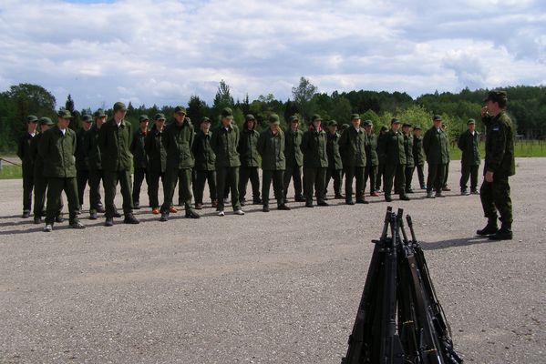 Klikka vaatamaks tissuuruses pilti