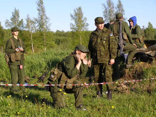 Klikka vaatamaks tissuuruses pilti