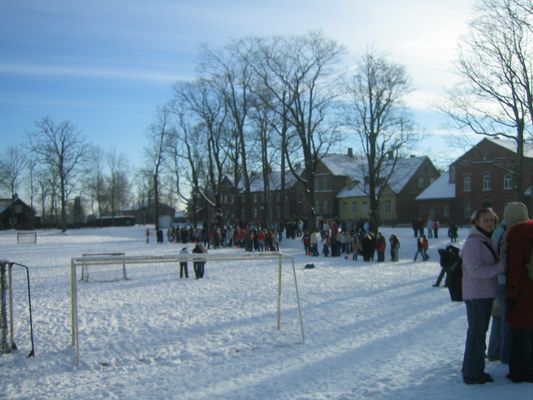 Klikka vaatamaks tissuuruses pilti