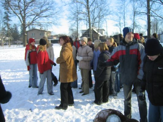 Klikka vaatamaks tissuuruses pilti