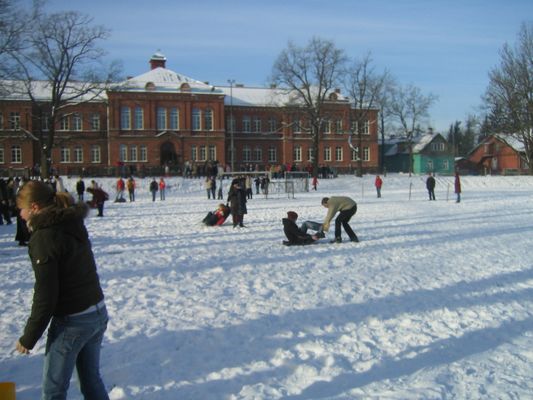 Klikka vaatamaks tissuuruses pilti